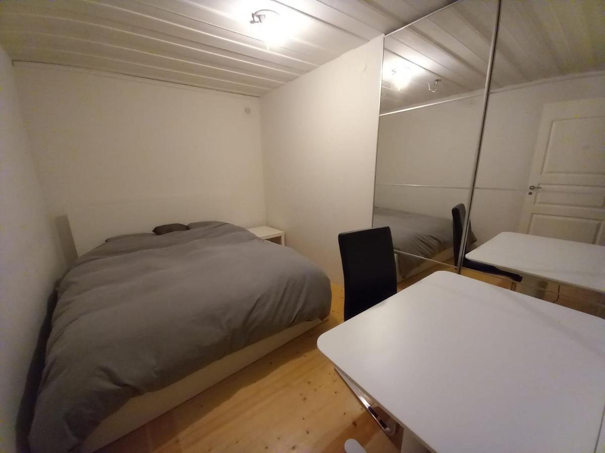 Private Room With No Windows In Shared House-5 Umea Exterior photo